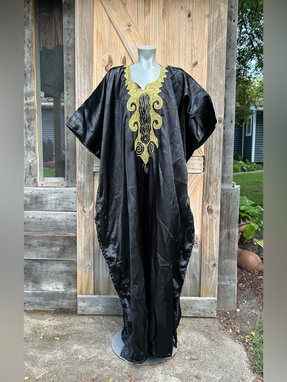 Vintage Harry & Harry Black Rayon Gold Embroidered Dashiki Kaftan Maxi Dress~OS~